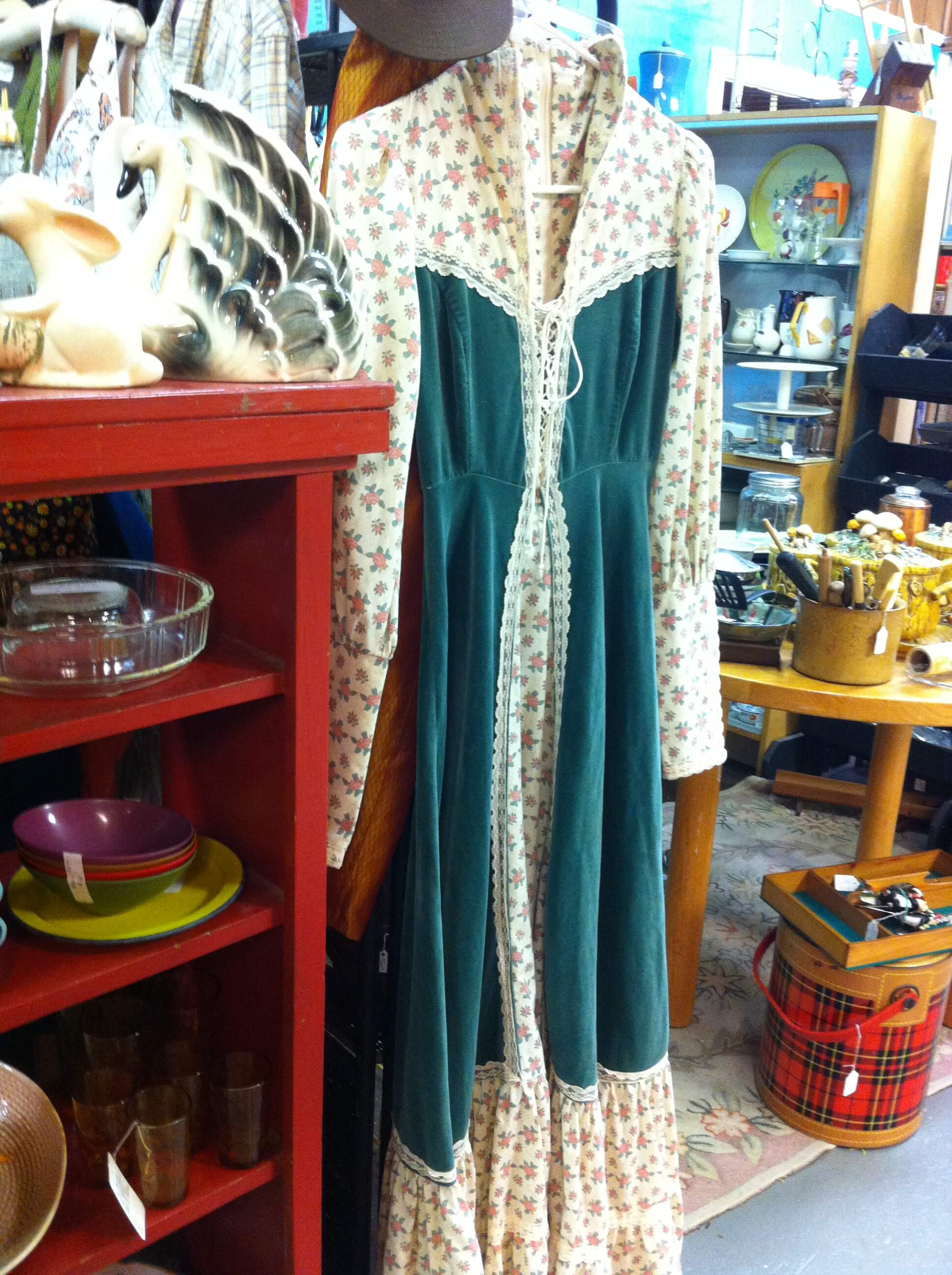 Thrift Store & Antique Shopping in Memphis, TN Trisha Dishes