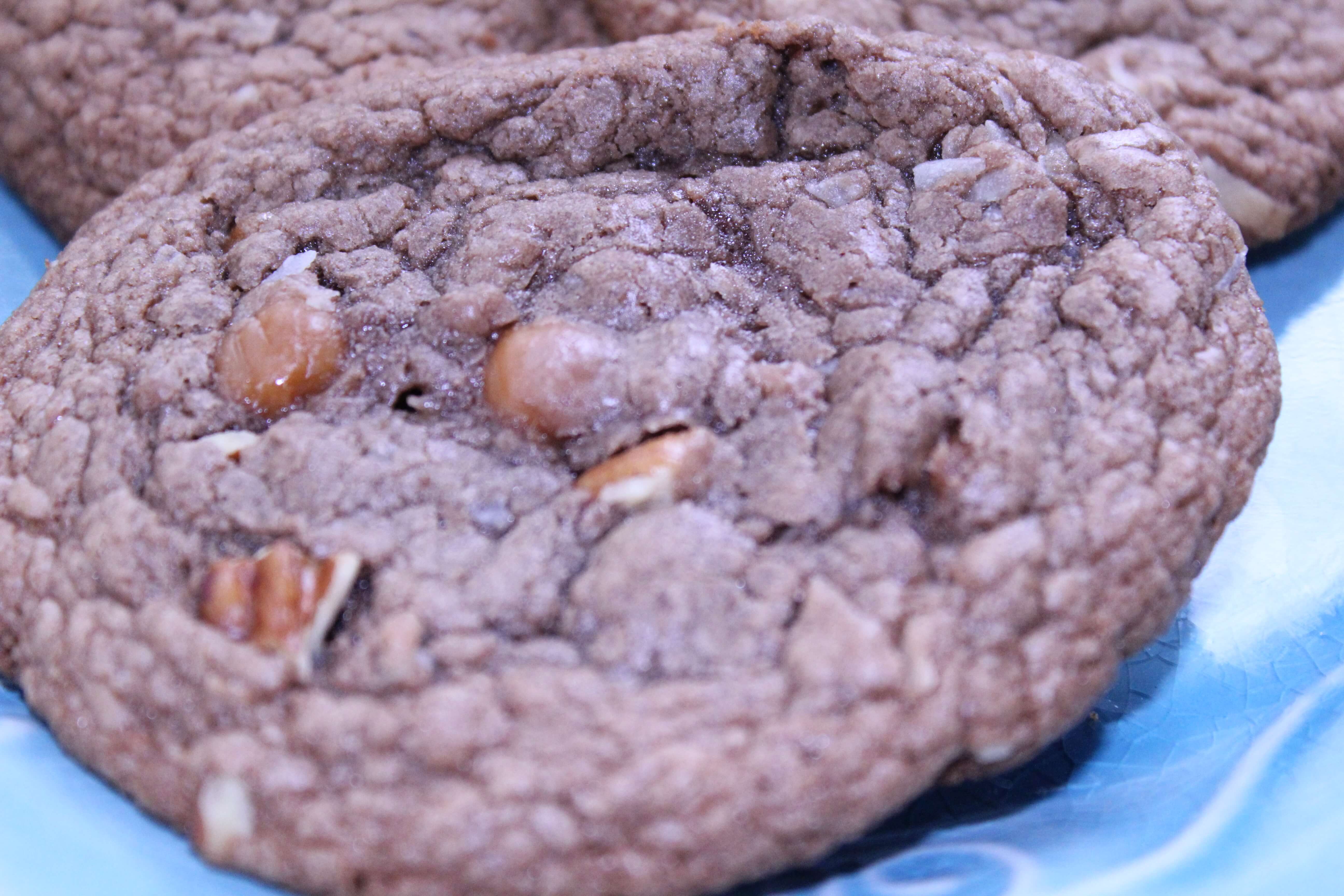 These German Chocolate Cookies have all the great flavors of a German chocolate cake...but in cookie form. Yum!